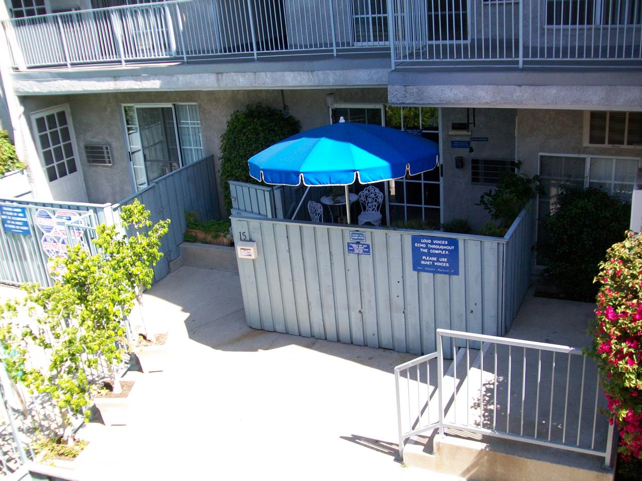 Photo of Kingsbury Villas Apartments - a view of some patios