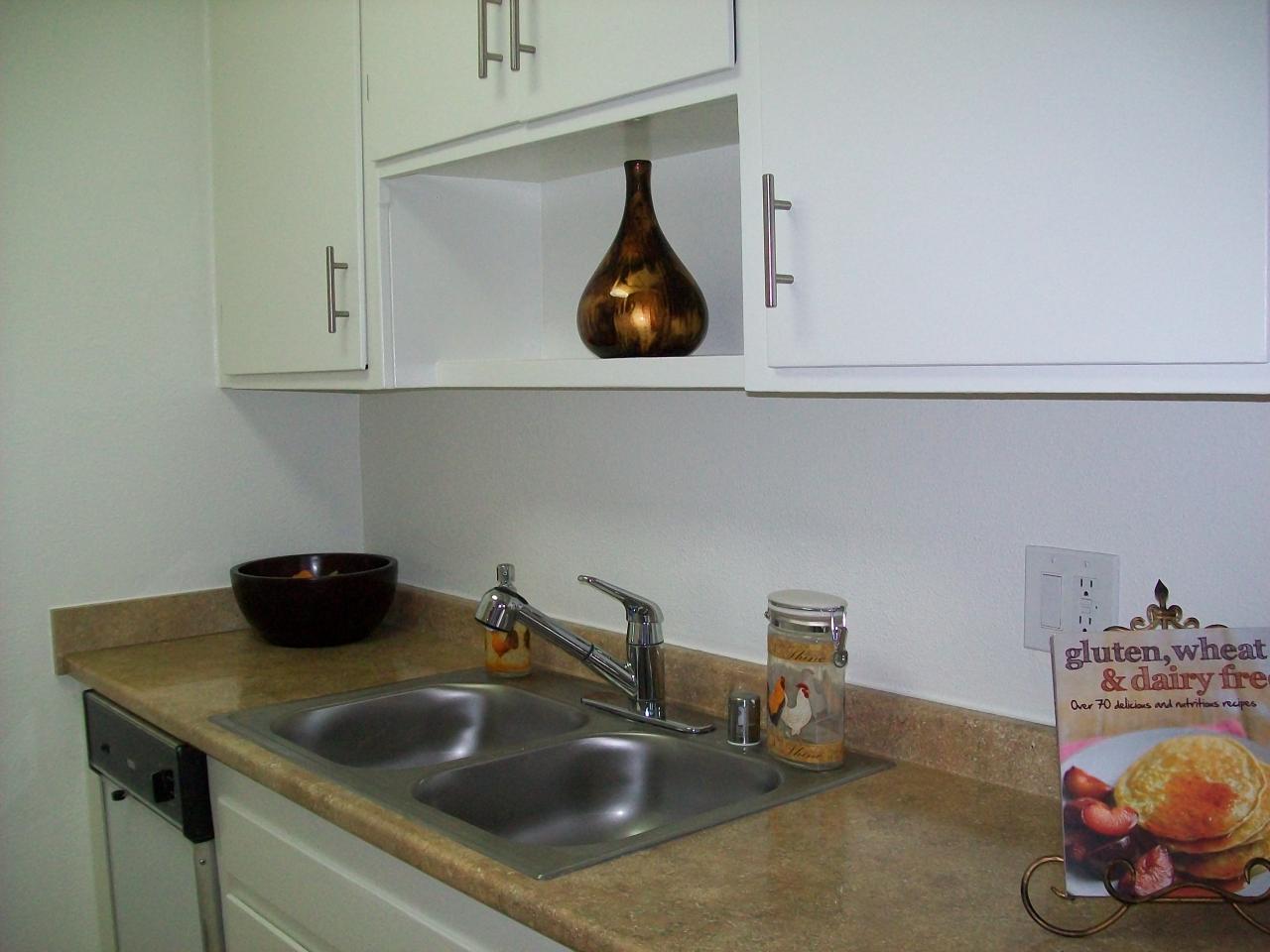 Photo of Kingsbury Villas Apartments - another view of kitchen sink