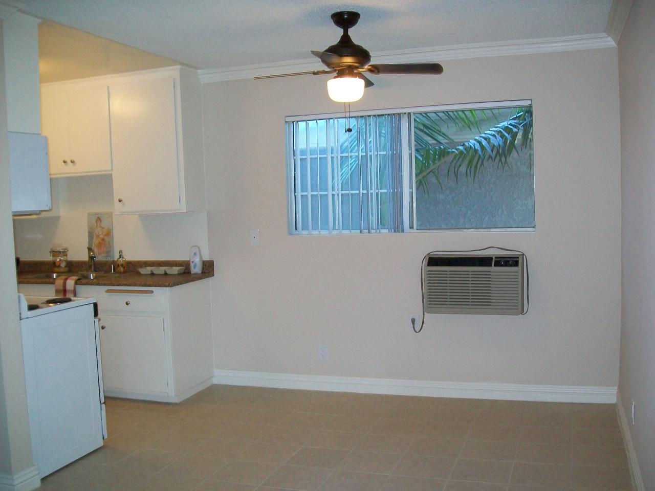 Photo of Kingsbury Villas Apartments - a view of an apartment interior - dining area